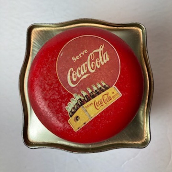 Vintage Coca Cola Tin Can - Picture 4 of 10
